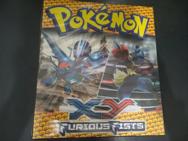 Álbum pequeno de Pokémon em segunda mão durante 5 EUR em Oviedo na WALLAPOP