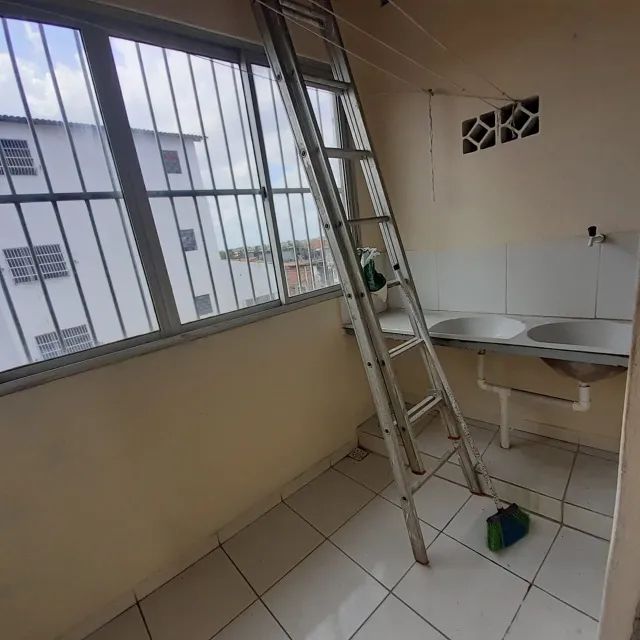 Alugo Apartamento na Av Osório de Paiva