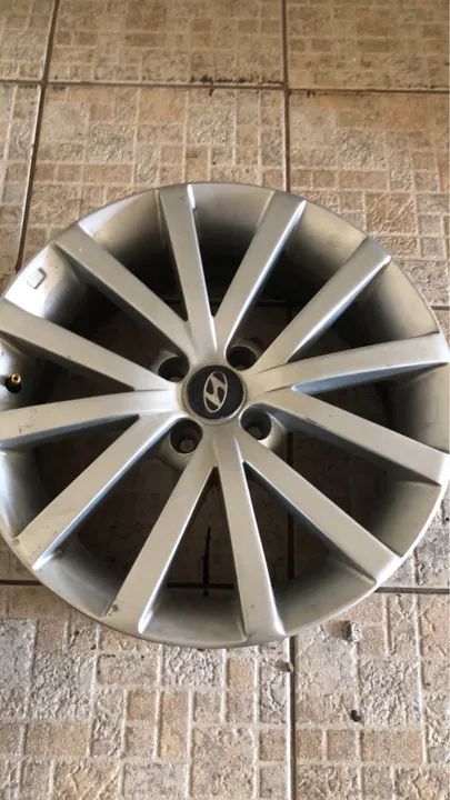 Roda de liga leve  4x100. 17/7 polegadas