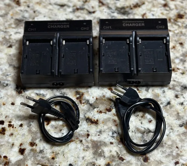 02 Carregador Duplo Para F970/f570/f550
