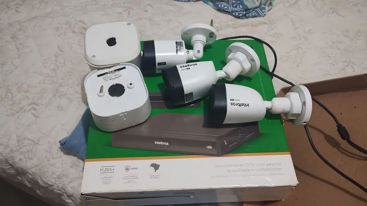 Kit de Câmeras de Segurança Intelbras 3 Câmeras Full HD