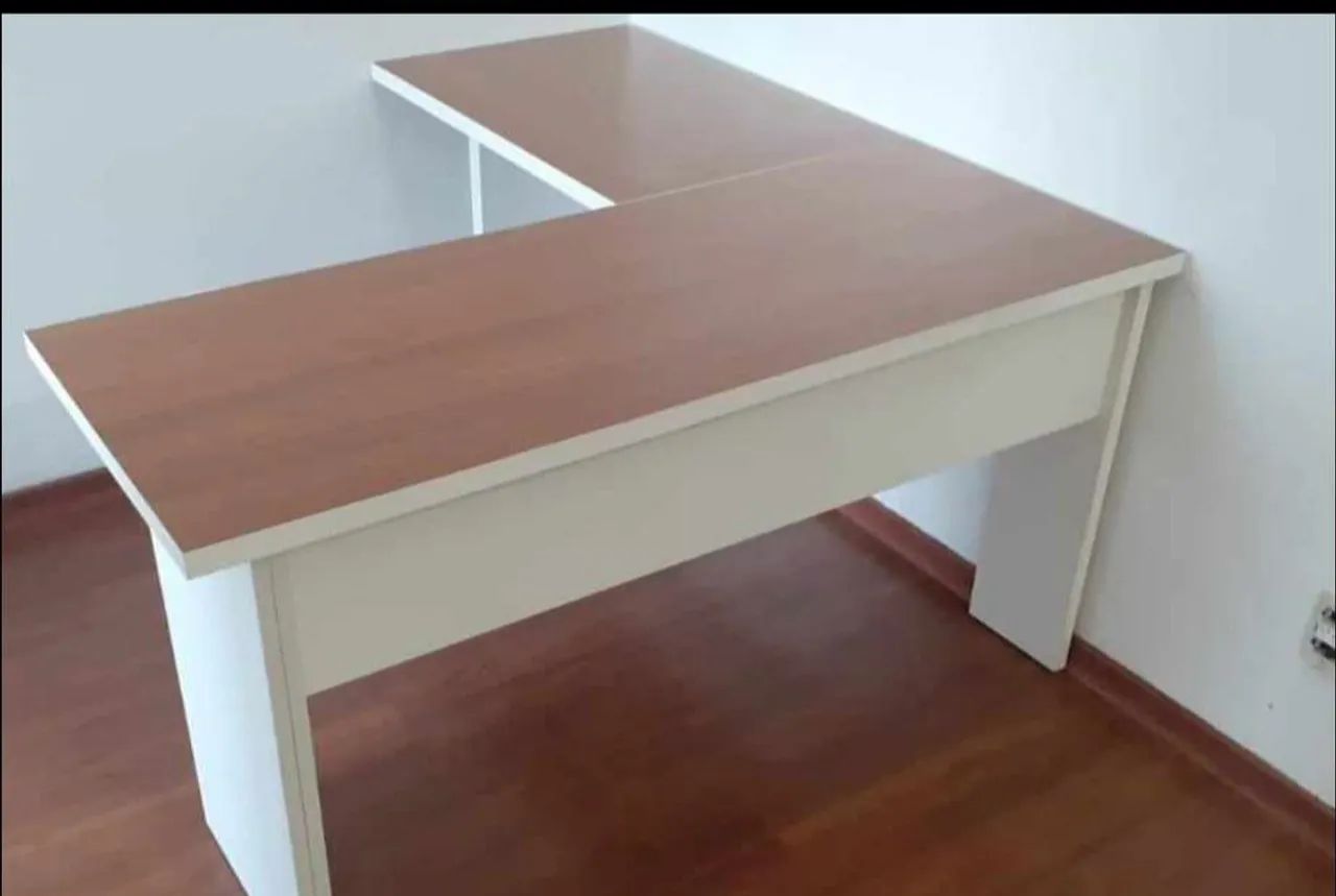 MESA PARA ESCRITÓRIO