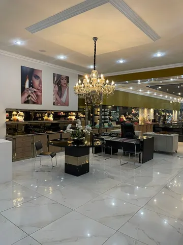Imóvel Comercial na Tv. Padre Eutíquio, Batista Campos, com 300m²