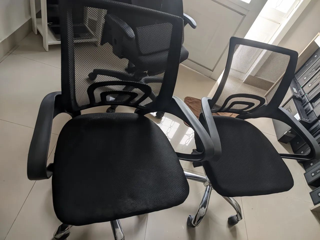 Cadeira de Escritório Giratória 180,00 cada - Foto 3