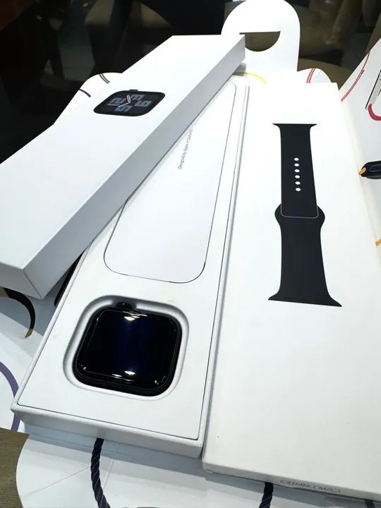 Apple Watch SE GPS 40mm - Cor Aluminium Midnight  - NOVO! - Foto 3