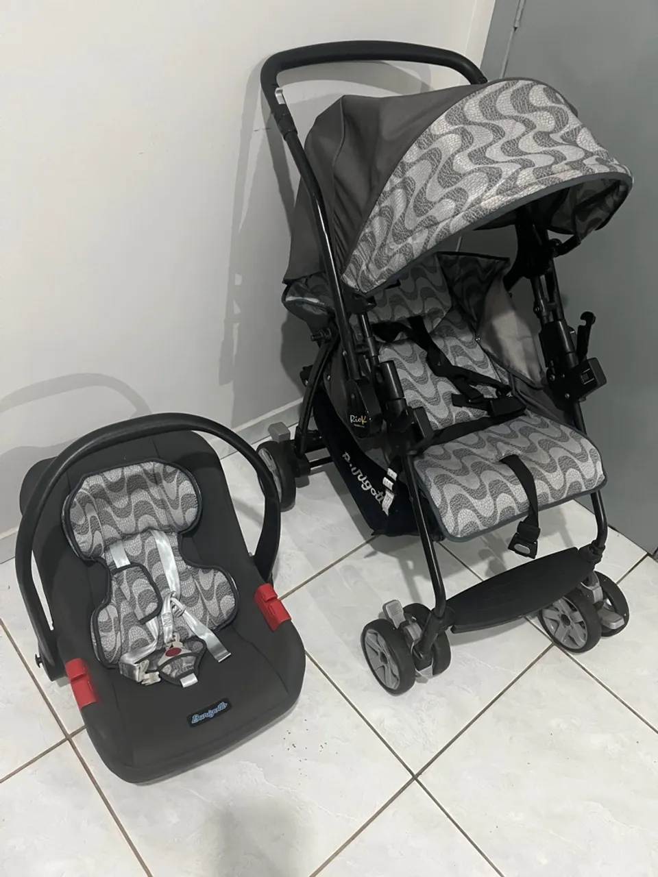 Carrinho e Bebê Conforto Rio de Janeiro