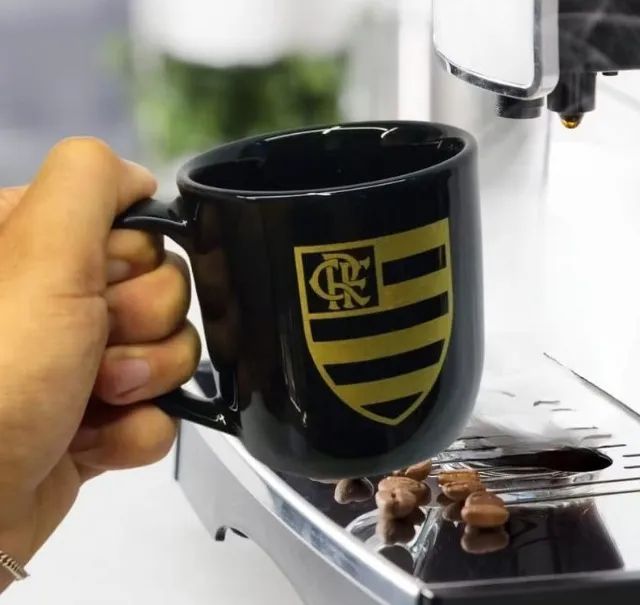 Caneca Oficial Flamengo Série Ouro 300ml Porcelana - Foto 3
