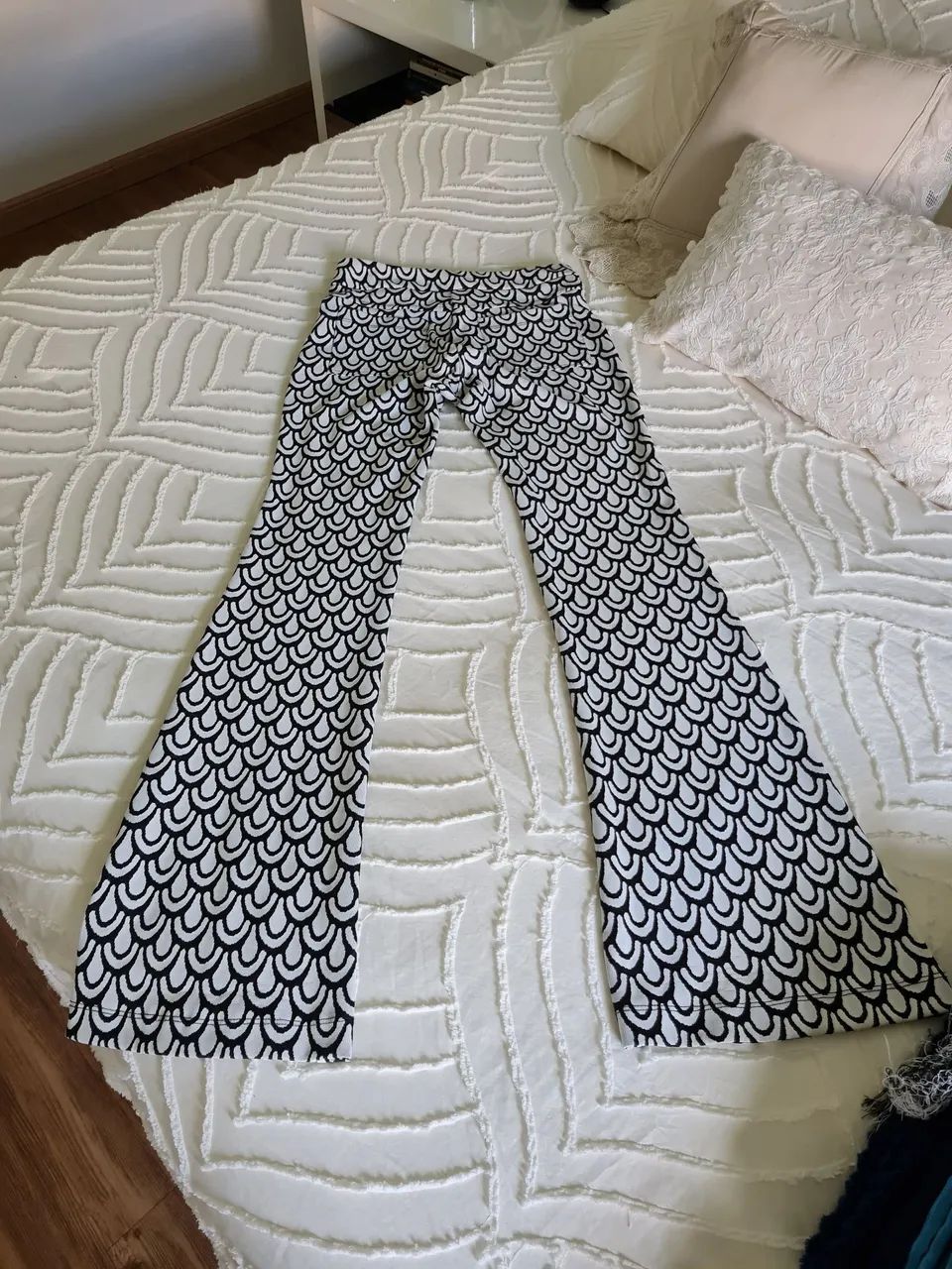 Calça Flare com Estampa Escama de Peixe - Foto 3