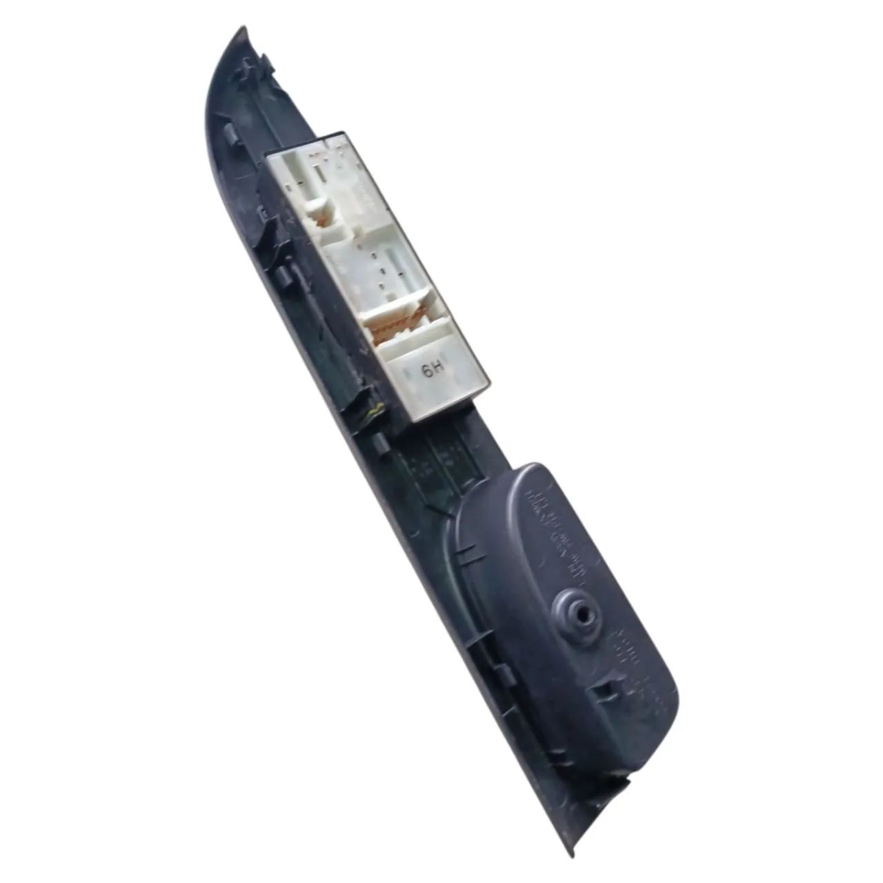 Comando botao vidro diant esquerdo nissan march versa 2015 - Foto 3