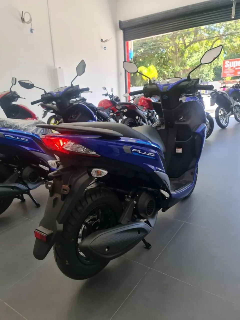 FLUO ABS HYBRID 2026 CONNECTED - LUCAS YAMAHA - Foto 2