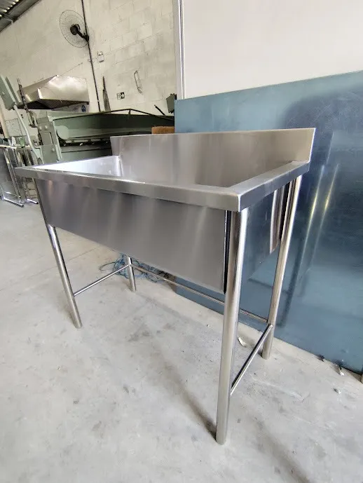 Tanque de Lavagem em Inox para Espaços Compactos