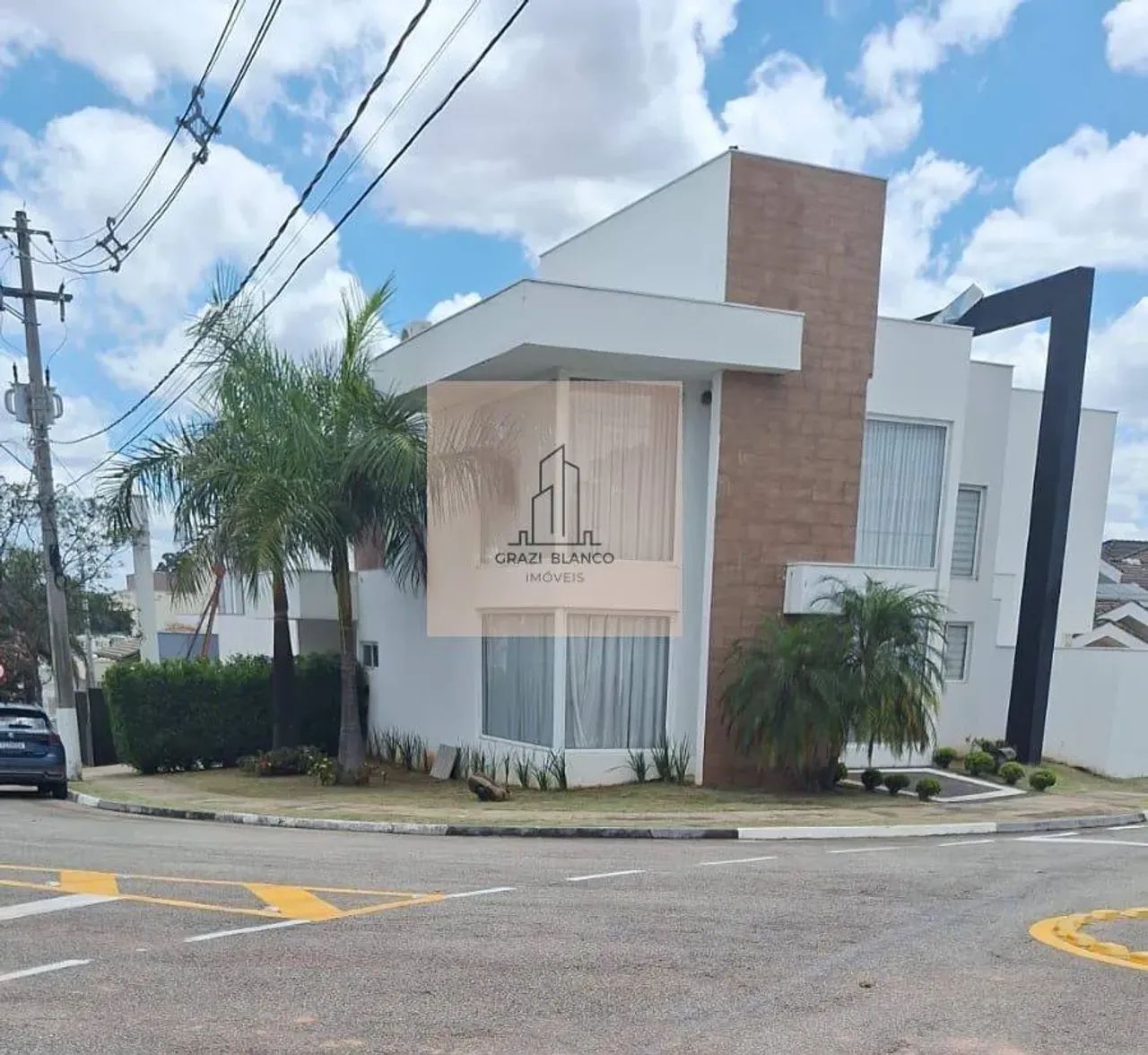 Casa no Condominio Villa Suiça, em Sorocaba, com 3 suítes, 315m²