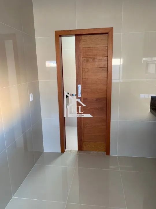 Excelente casa recém construída no Cond. Ecoville 1, 3 quartos (2 suítes) - Foto 4