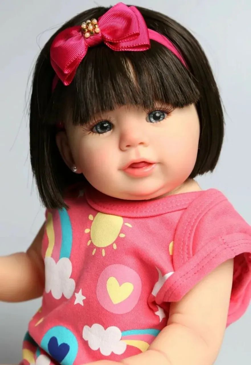 Boneca bebê reborn toda de silicone com cabelo 49 cm