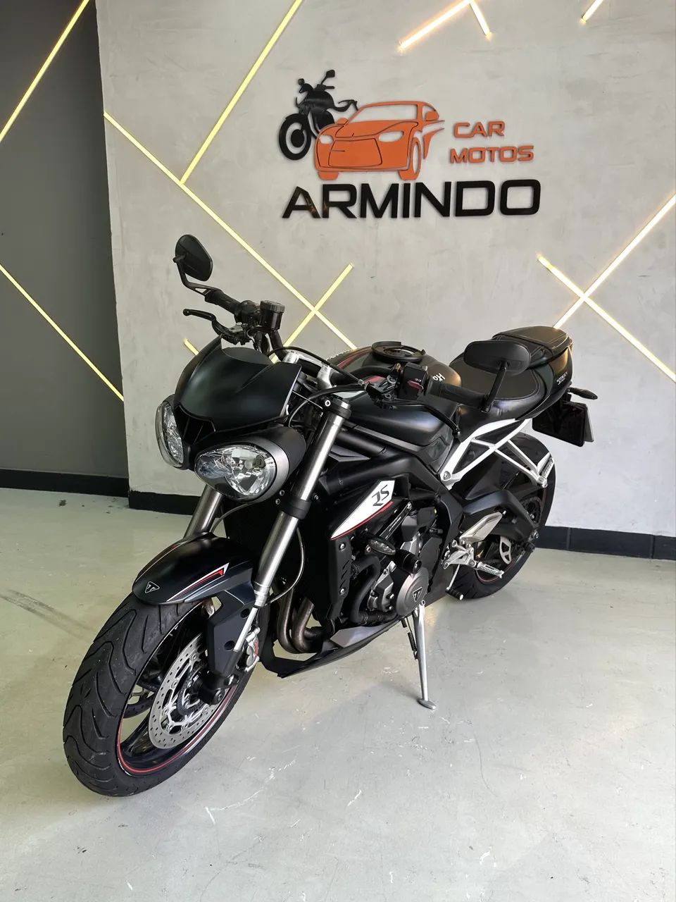 Triumph street Triple 765 RS - Ano 2019 - 28 mil km  - Foto 5