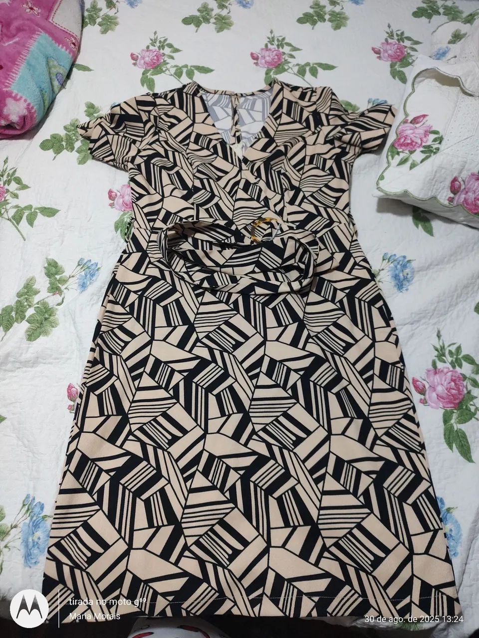 Vestido mid semi novo