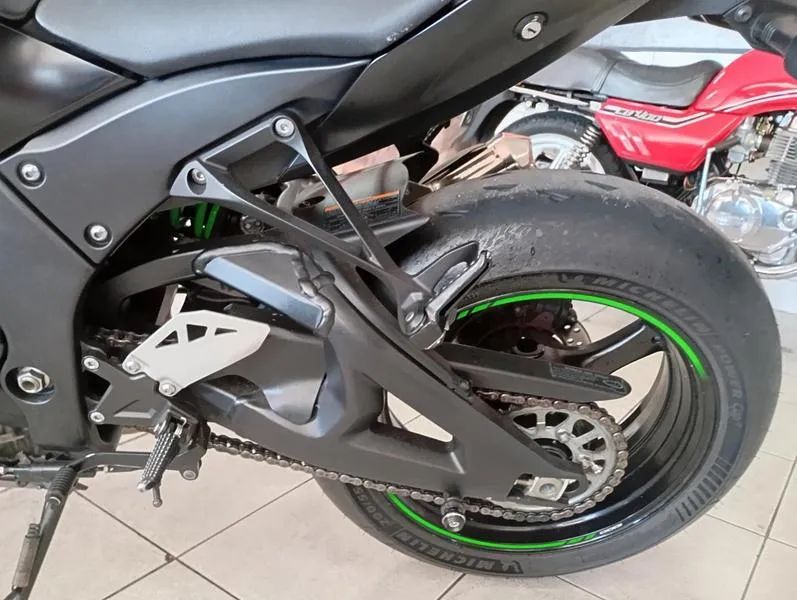 Kawasaki Zx-10/ Zx-10r 1000cc 2020 - 1435786039 | OLX