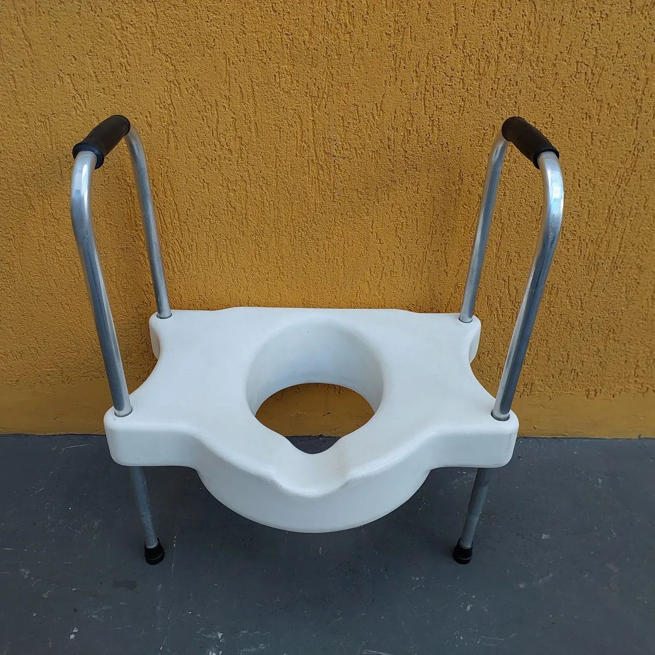 Assento Sanitário com Apoio para Idosos - Foto 2