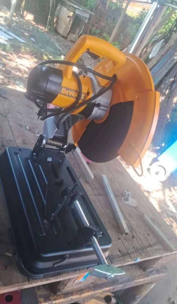 Esmerilhadeira de Corte Dewalt - Foto 2