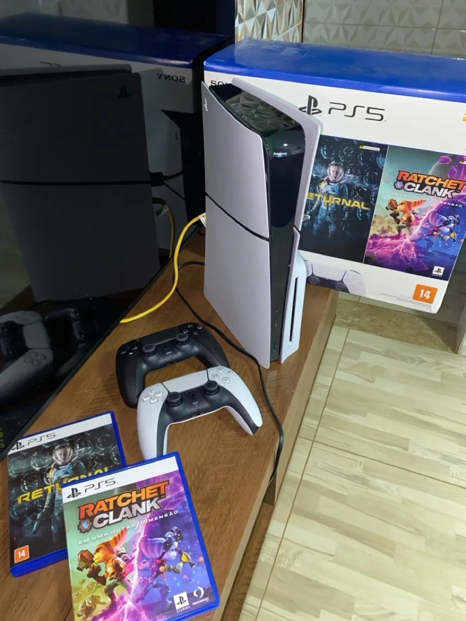 Playstation 5 - Console + Jogos (1 MÊS de uso)
