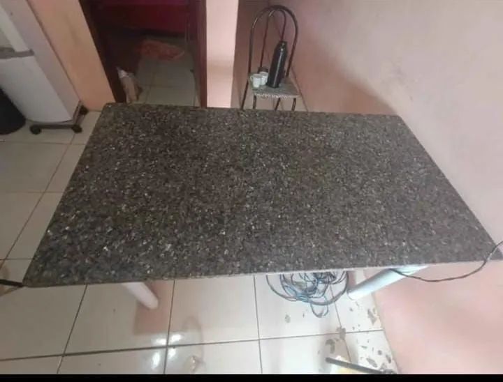 Mesa de mármore 