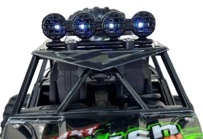 Carrinho Grande 4x4 Controle Remoto  Cor Preto/verde cod u31 - Foto 2