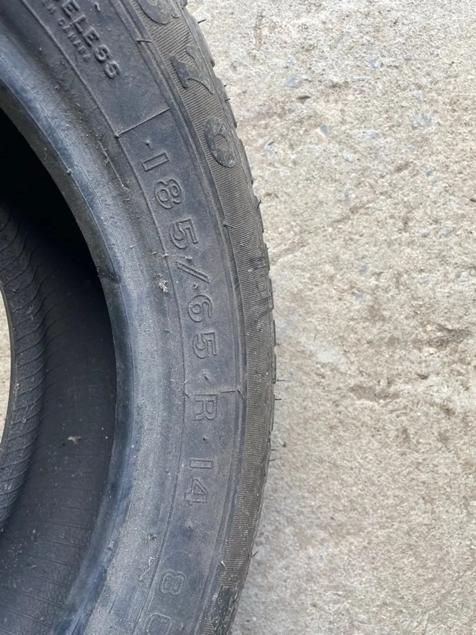 Pneu Firestone de época  - Foto 5