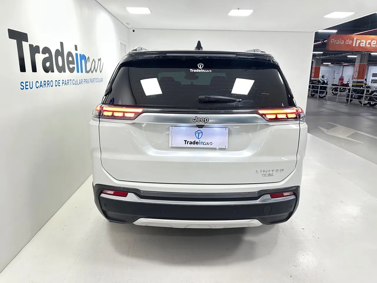 JEEP COMMANDER Limited T270 (7 Lugares) - 1.3 Turbo Flex - 2025  - Foto 4