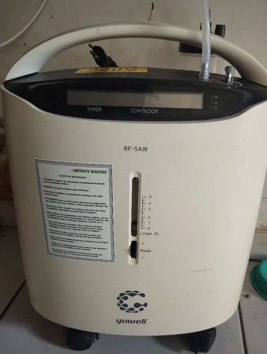Concentrador de Oxigênio Yuwell 8F-5AW