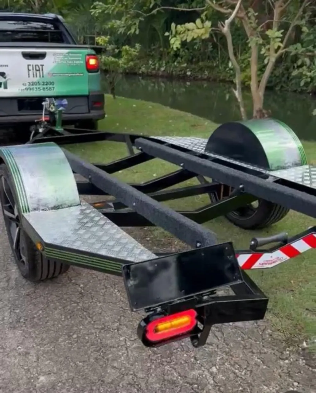 Carretinha reboque Marreco de Goiás para jet-ski moto aquática