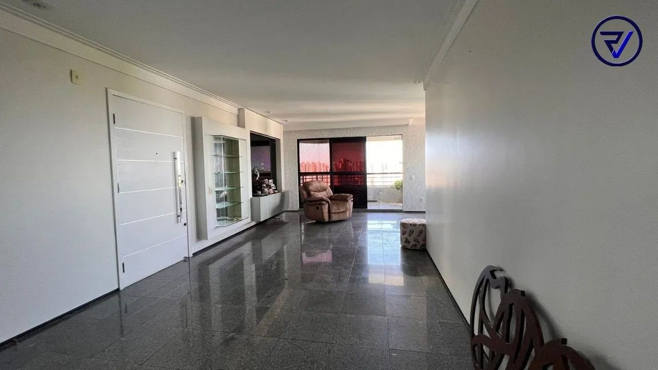 Apartamento à venda no Portal da Natureza