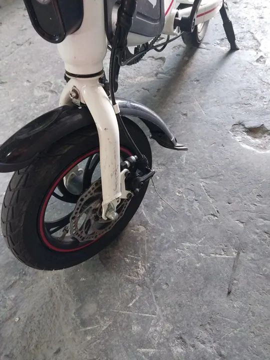 Bicicleta Elétrica Dobrável - Foto 6