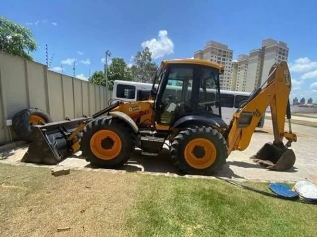Retroescavadeira Jcb 4cx Ano 2018 - Foto 5
