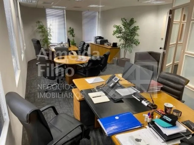 SALA/CONJUNTO COMERCIAL PARA LOCAÇÃO MOBILIADO NA REGIÃO DA BERRINI - SÃO PAULO