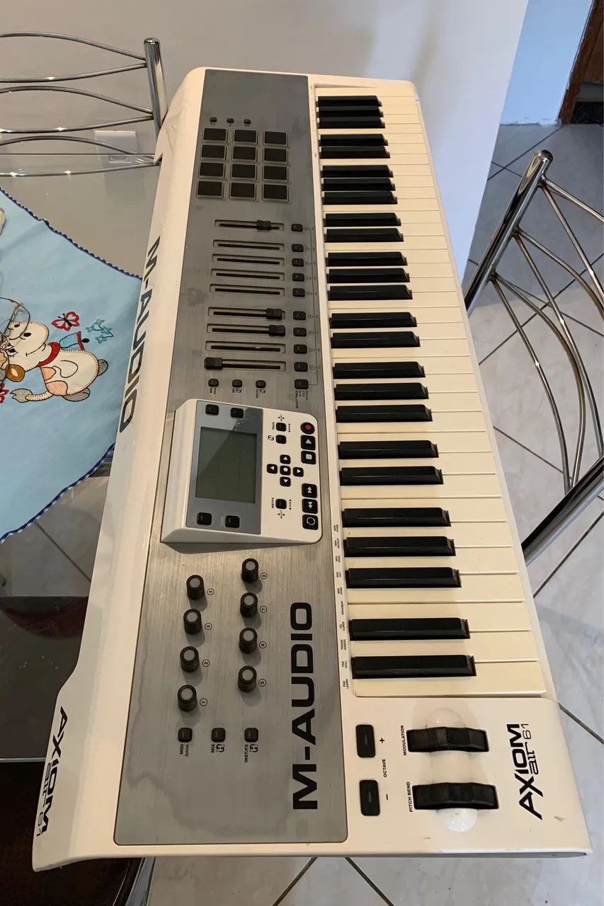 メアリ Controlador MIDI M-Audio Axiom Air 61 - Instrumentos musicais