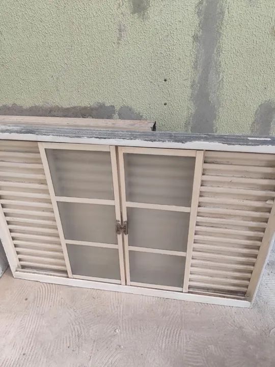 Janela Sasazaki  com vidro