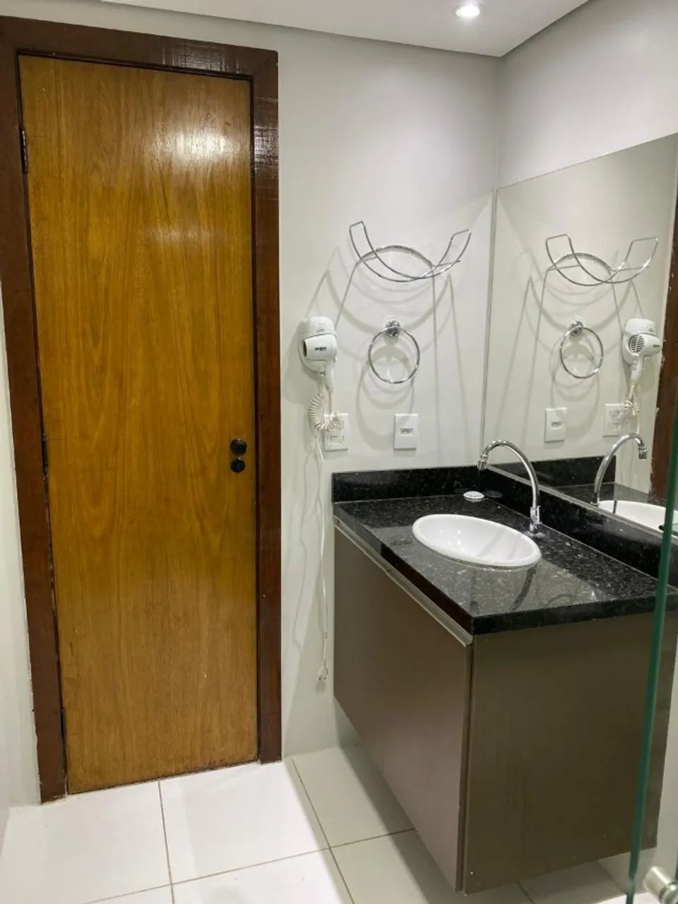 100% Mobiliado Flat Adrianopolis 48m² e Andar Alto / 100% Documentado  - Foto 5