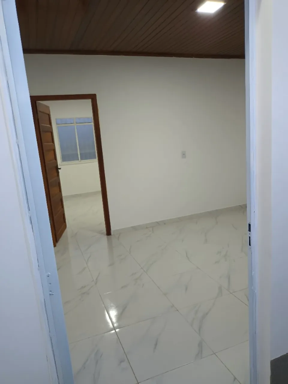 Alugo Kitnet NOVO no 31 de Março