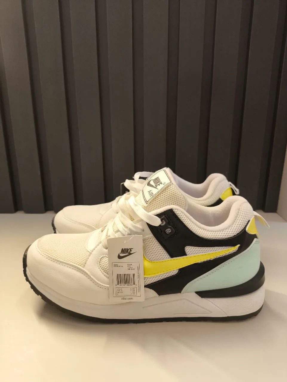 Tênis Nike Air 39 - NUNCA USADO