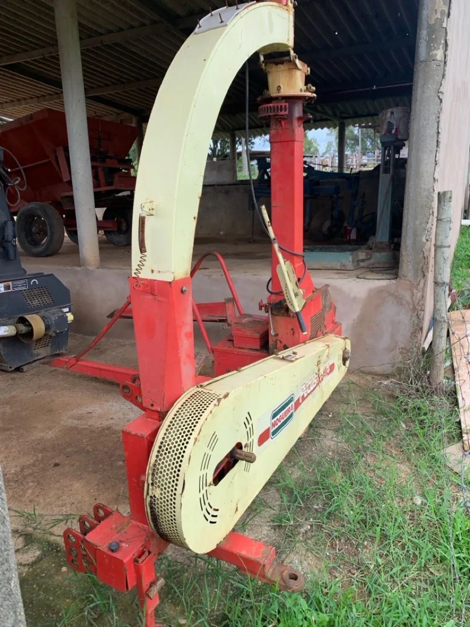 Triturador de Forragem Usado - Excelente Estado - Foto 5