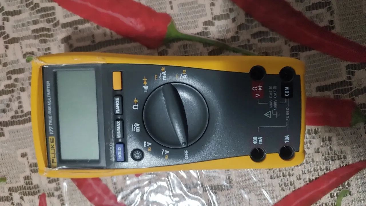 Multímetro Fluke true RMS 177 - Foto 5