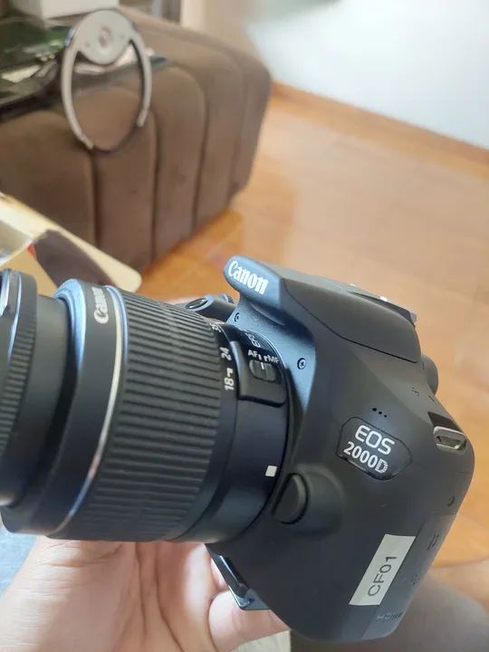 CAMERA CANON EOS 2000D - Foto 4