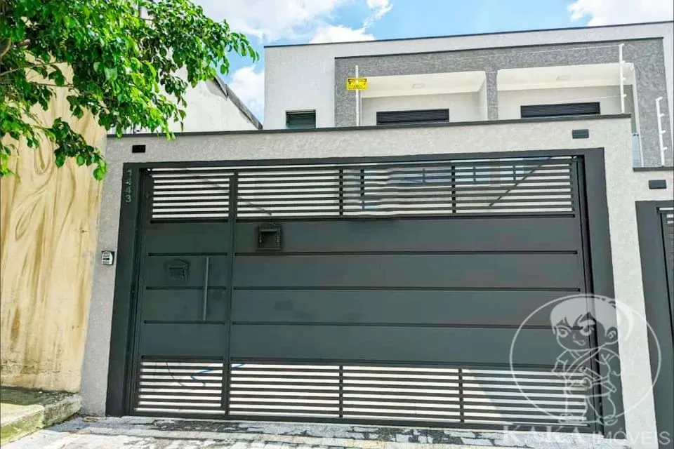 Sobrado na Vila Carrão à Venda - 120m² - 3 Dormitórios, 1 suíte e 3 vagas - Cód 5114