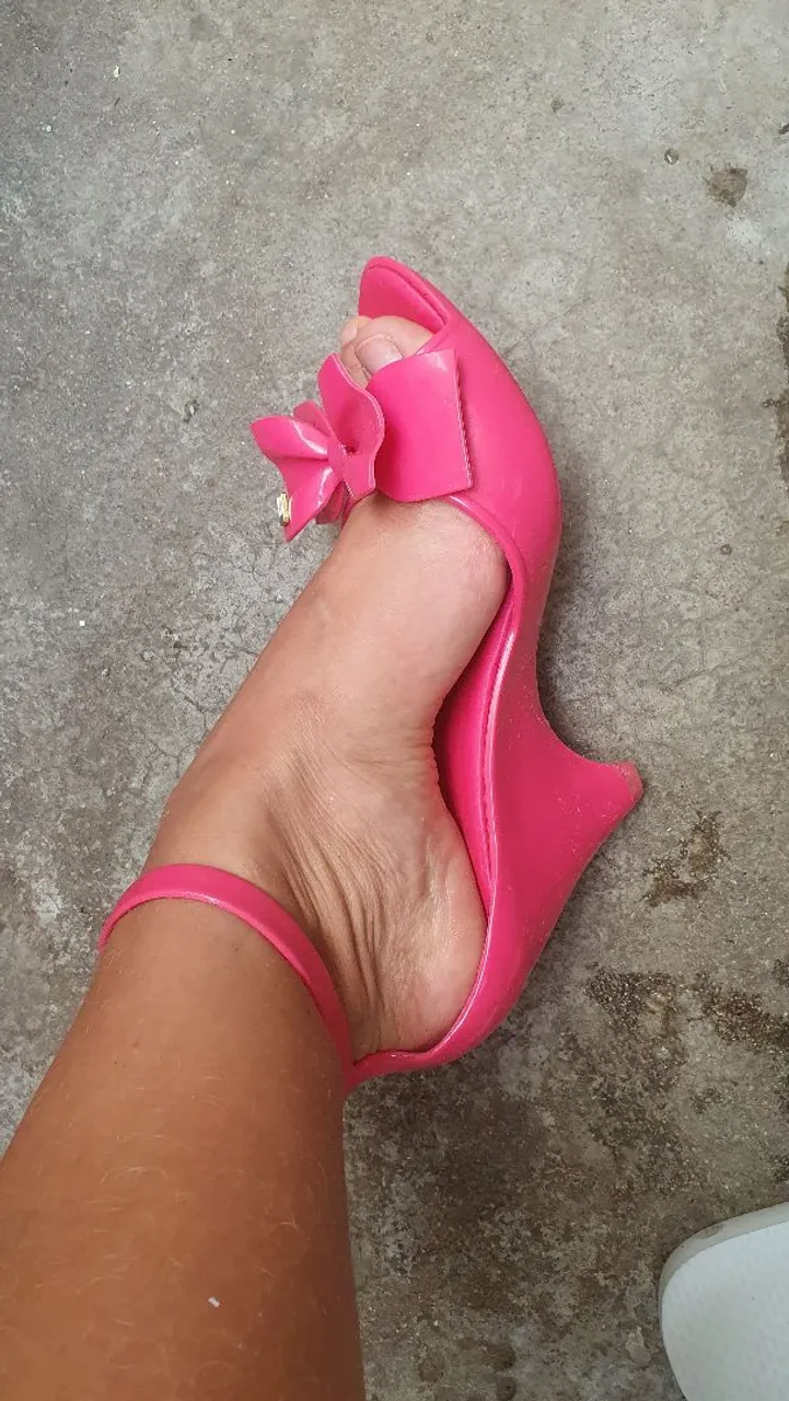 Sandália Rosa Feminina - Nova!