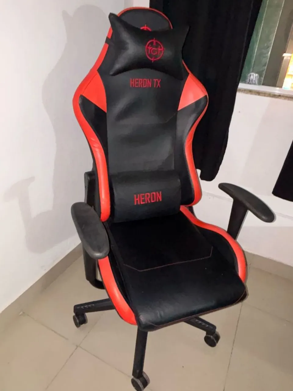 Cadeira Gamer Heron TX - Conforto e Estilo