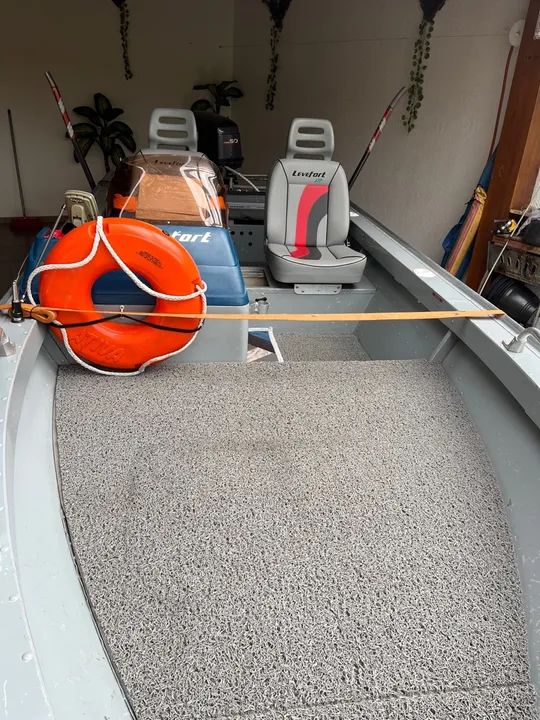 Vendo lancha leve forte CLX 5.0 - Foto 5