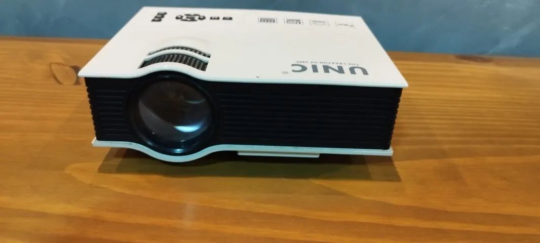 (descricao) Projetor UC40 Mini - Foto 4