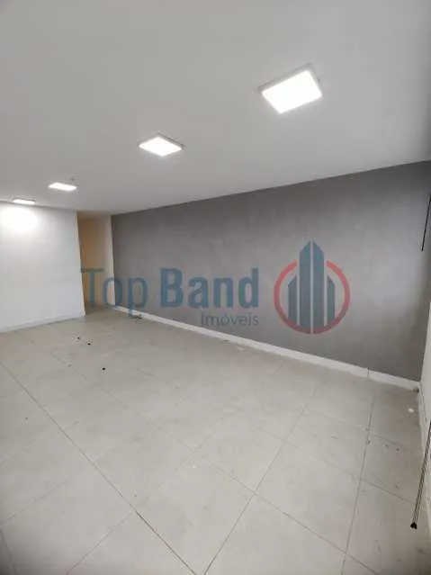 Sala - / Comercial / Recreio dos Bandeirantes