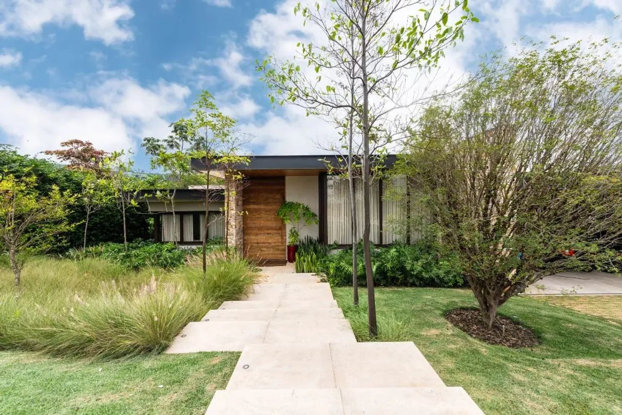 Casa no condomínio Fazenda Dona Carolina para venda com 4 quartos, 452m² - Foto 4