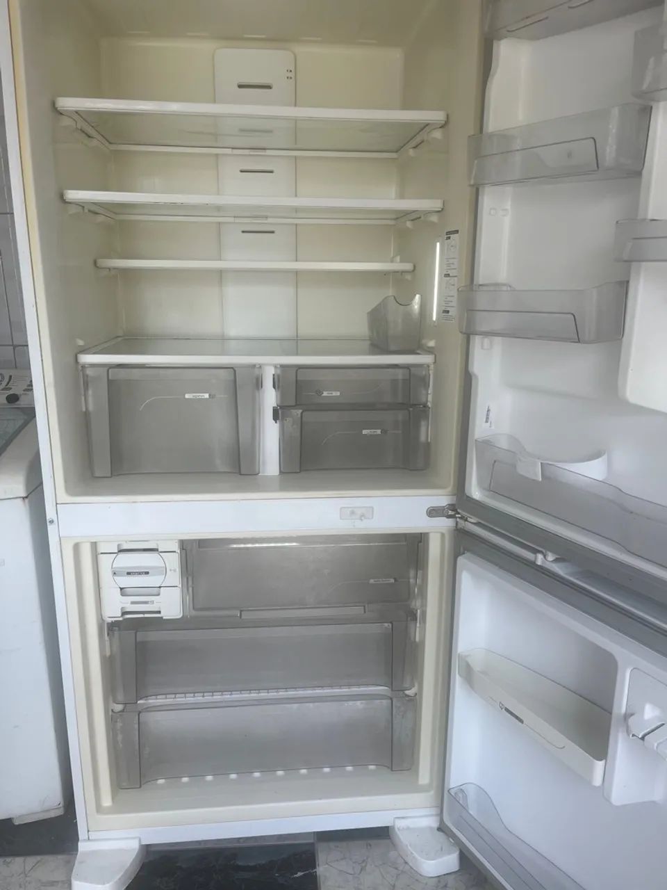 Geladeira Inverse Brastemp Frost Free Duplex -573 litros - Foto 6